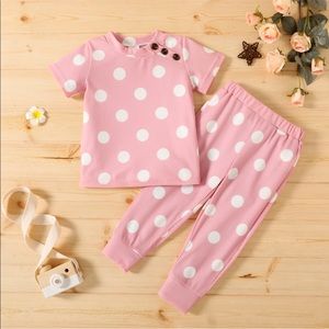 2-piece  Polka dots Button Design Short-sleeve Tee and Elasticized Pants Set